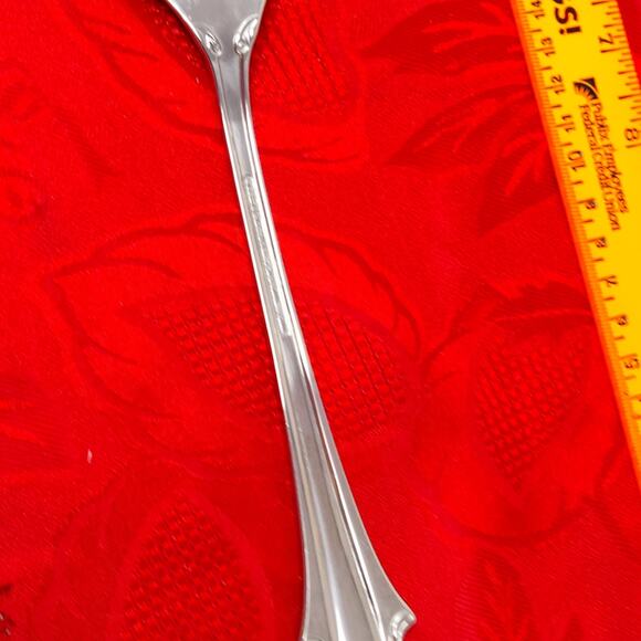 Reed & Barton Devonshire Lasagna Cake Server 18/10 Stainless Flatware - Picture 6 of 6